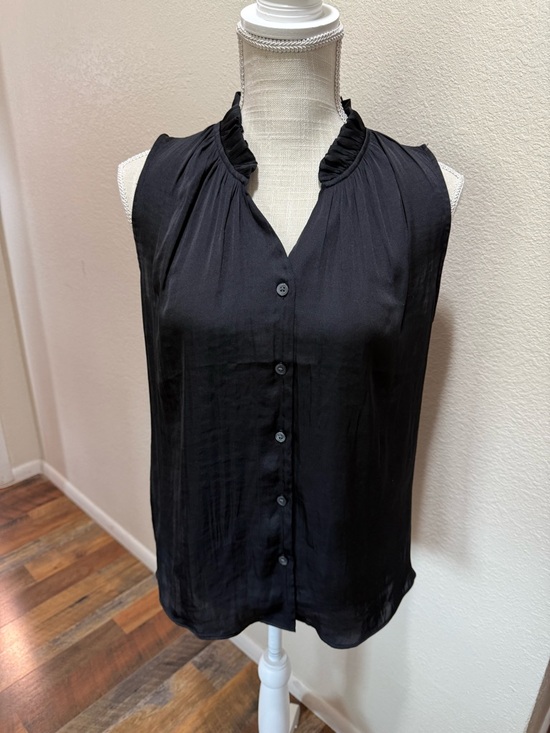 Banana Republic Tops - Banana Republic Black Sleeveless Ruffle-Neck Button Front Blouse - Size Small